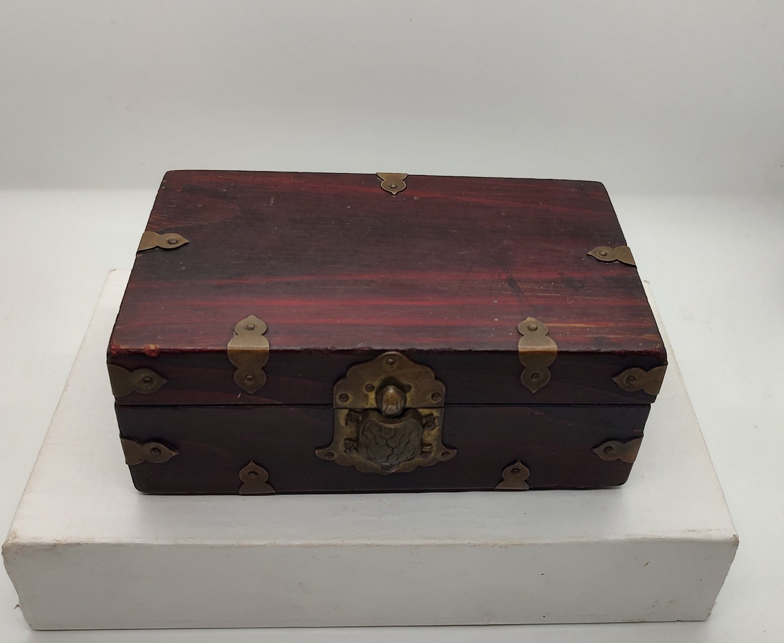 Vintage Wooden Box Wit Turtle Clasp