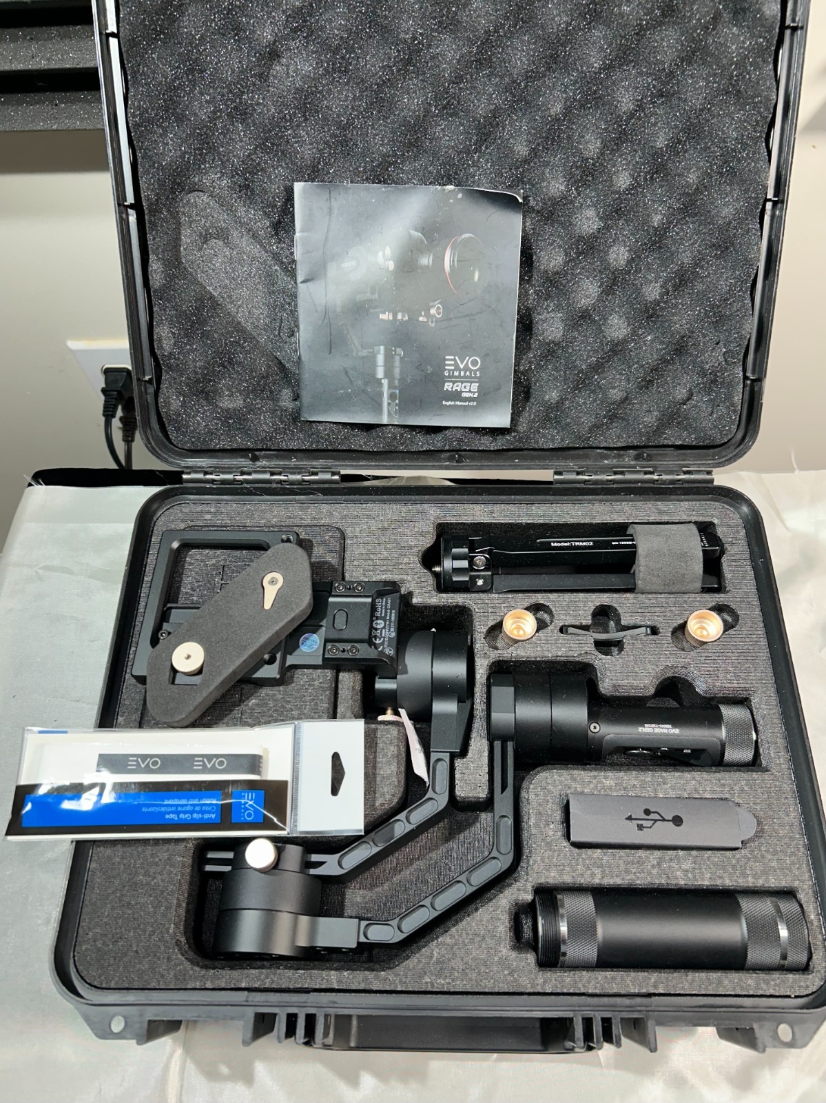 EVO Gimbal Rage S Kit, Stabilizer For Mirrorless, DSLR, and Action Cameras-Mint 