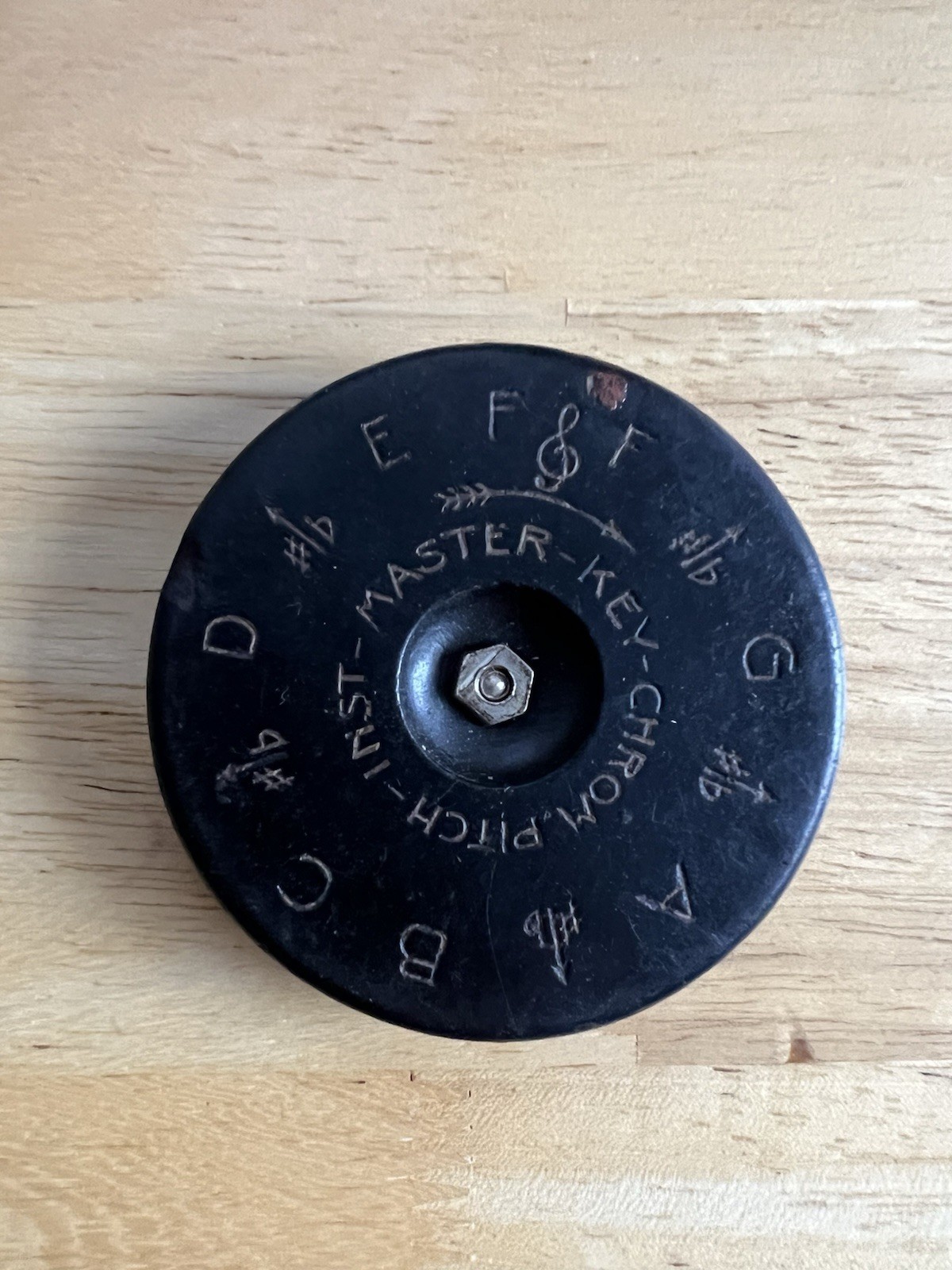 Vintage The Master Key Chromatic Pitch Pipe 13 Keys WM.Kratt Co