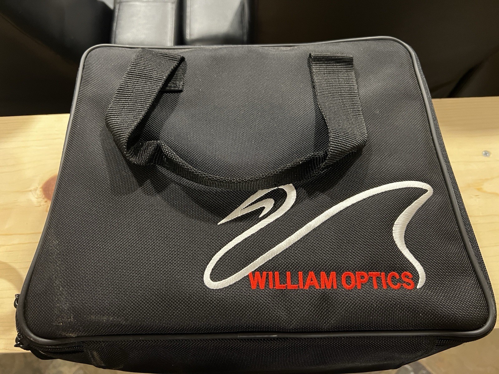 William Optics Zenithstar 61 Refractor Telescope with field flattener