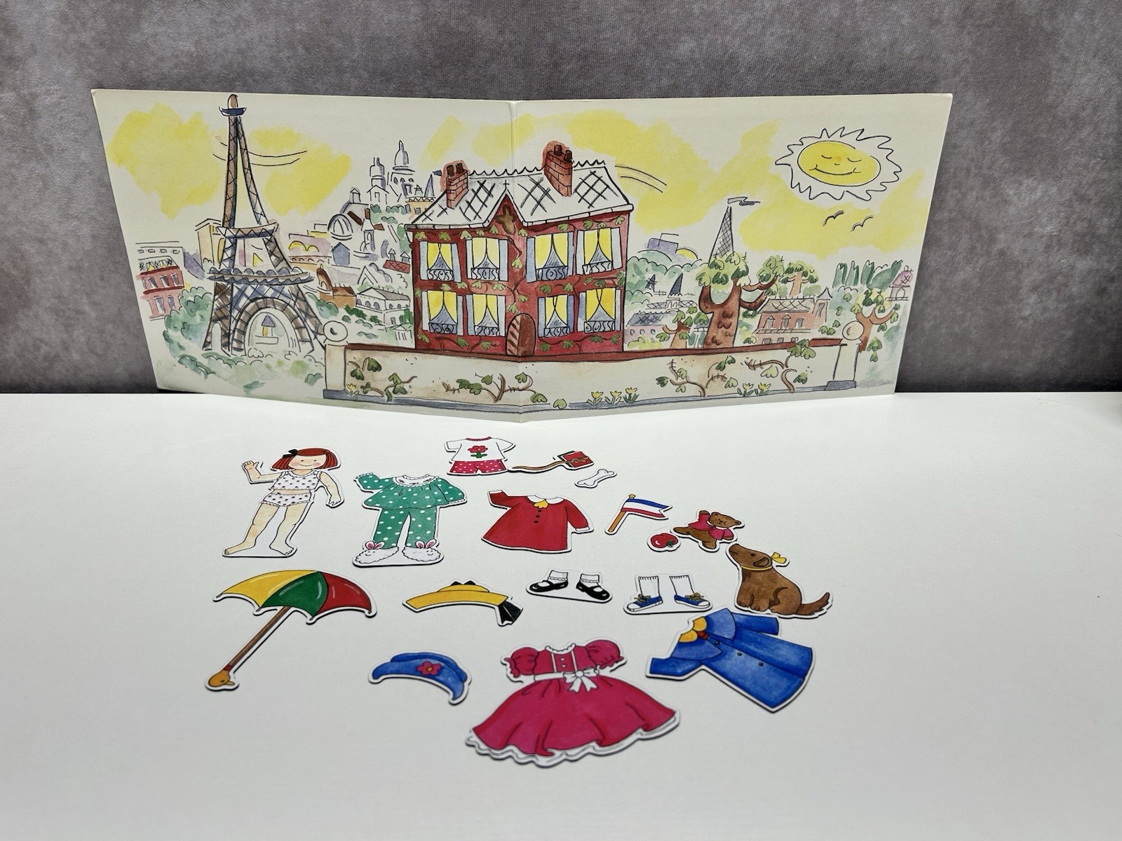 Vintage 1998 Eden MADELINE Magnetic Paper Dolls Playset In Carry Case 2 Scenes