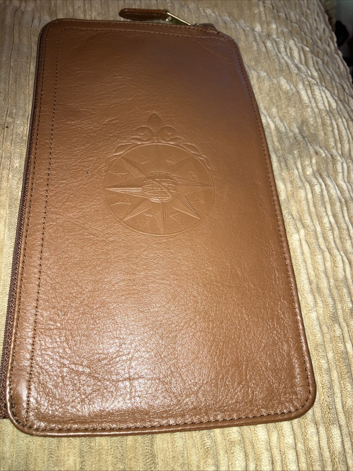 LEVENGER WELL READ Napa Leather Flight Case Embossed Compass, Zip Closure 9”x5”