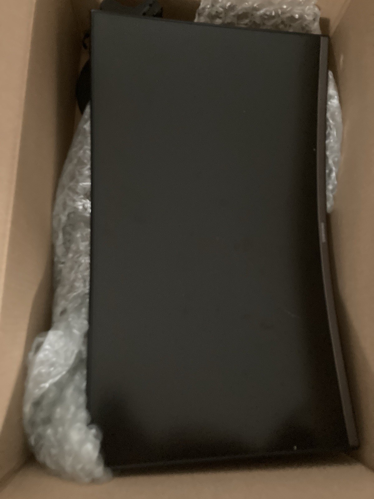 Samsung 27-inch Essential Monitor S3, S39C FHD 75Hz Curved Monitor - S27C392EAN