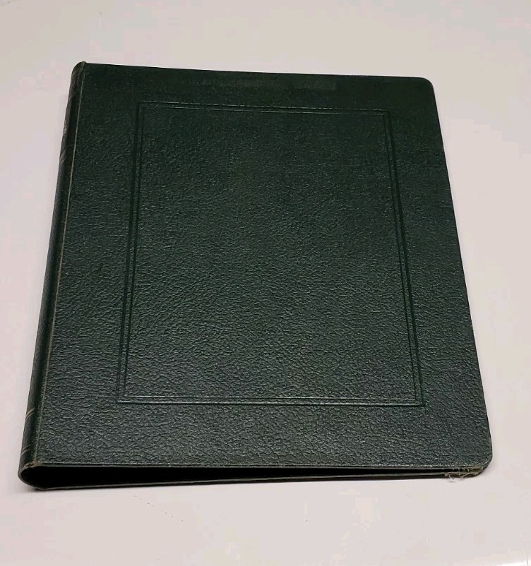 Vintage Scott United Nations Specialty Stamp Binder Green 1 1/2" 