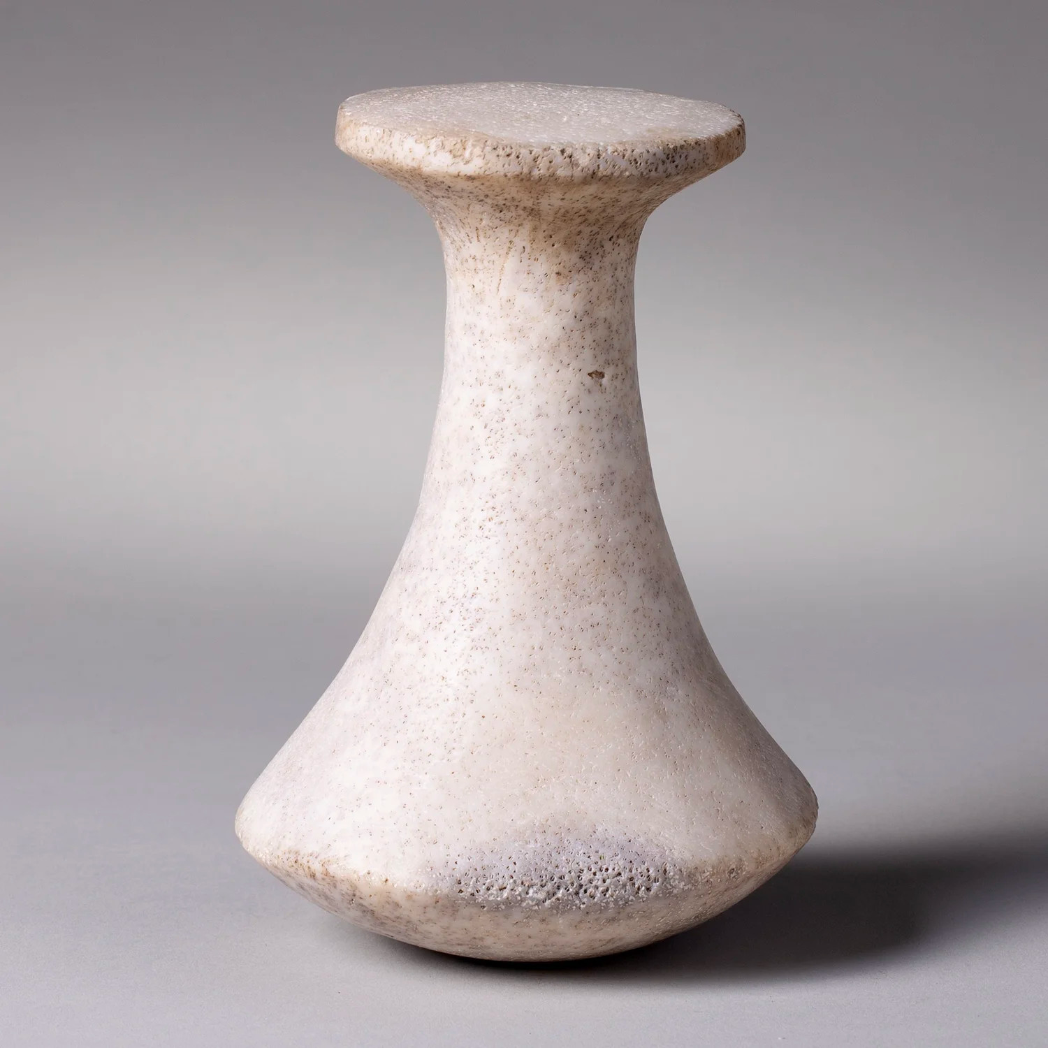 TRUK ISLAND FOOD POUNDER OR PHOU