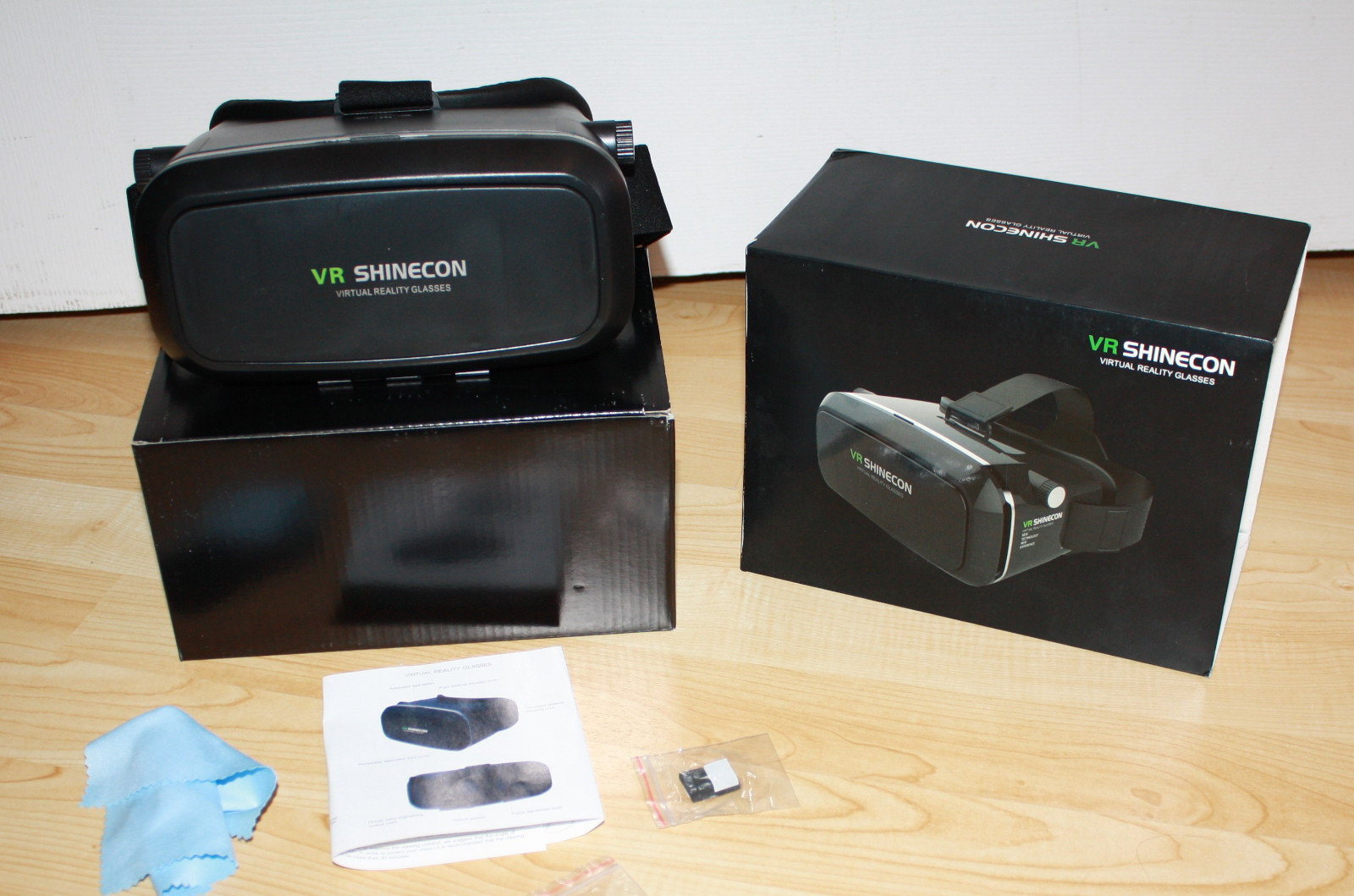 VR Headset Virtual Reality 3D Video Glasses Shinecon Compatible 3.5"6"Smartphone