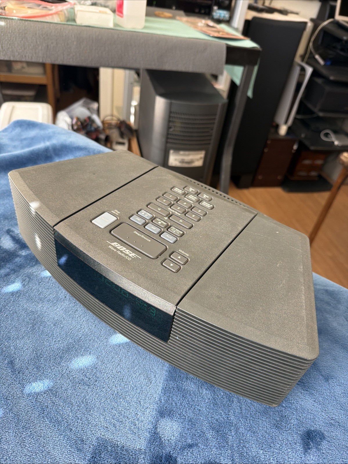 Bose wave radio cd ,tested ,no remote .AWRC1G