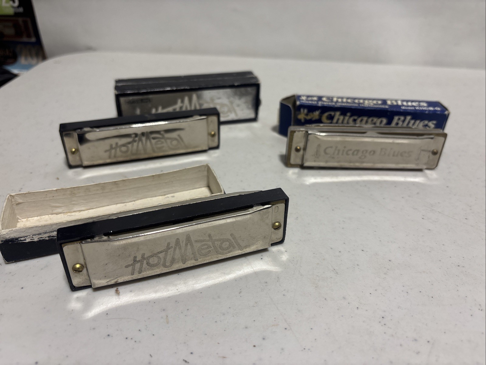 1 Kay Chicago Blues Harmonica KHCB-G & 2 Hot Metal Harmonica Hohner Vintage Lot
