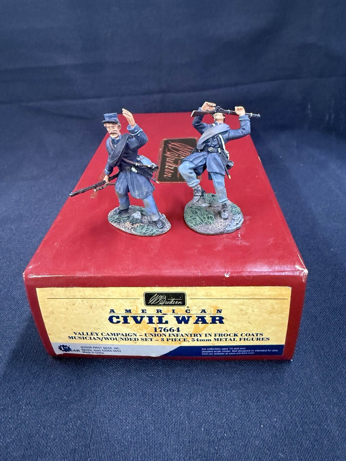 Britains ACW Union Infantry in Frock Coats, Musician/Wounded,#17664 Partial Set