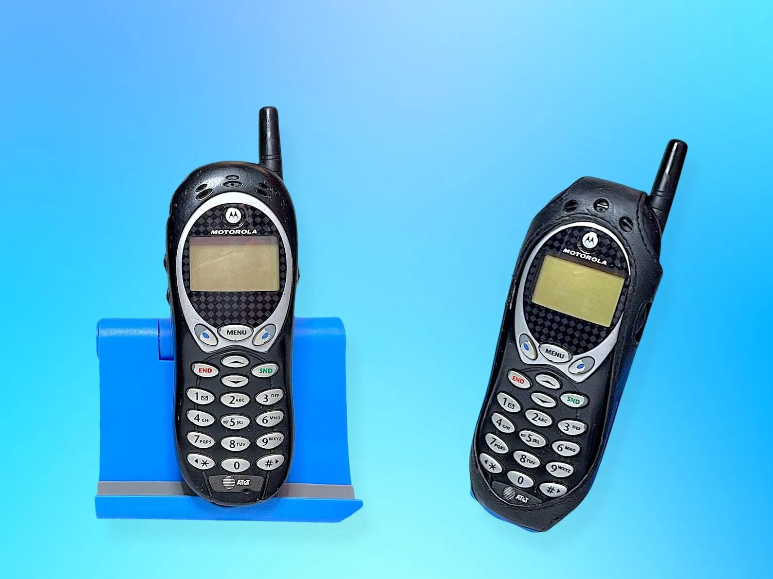 Vintage 90's Y2K Motorola Mobile Cell phone.