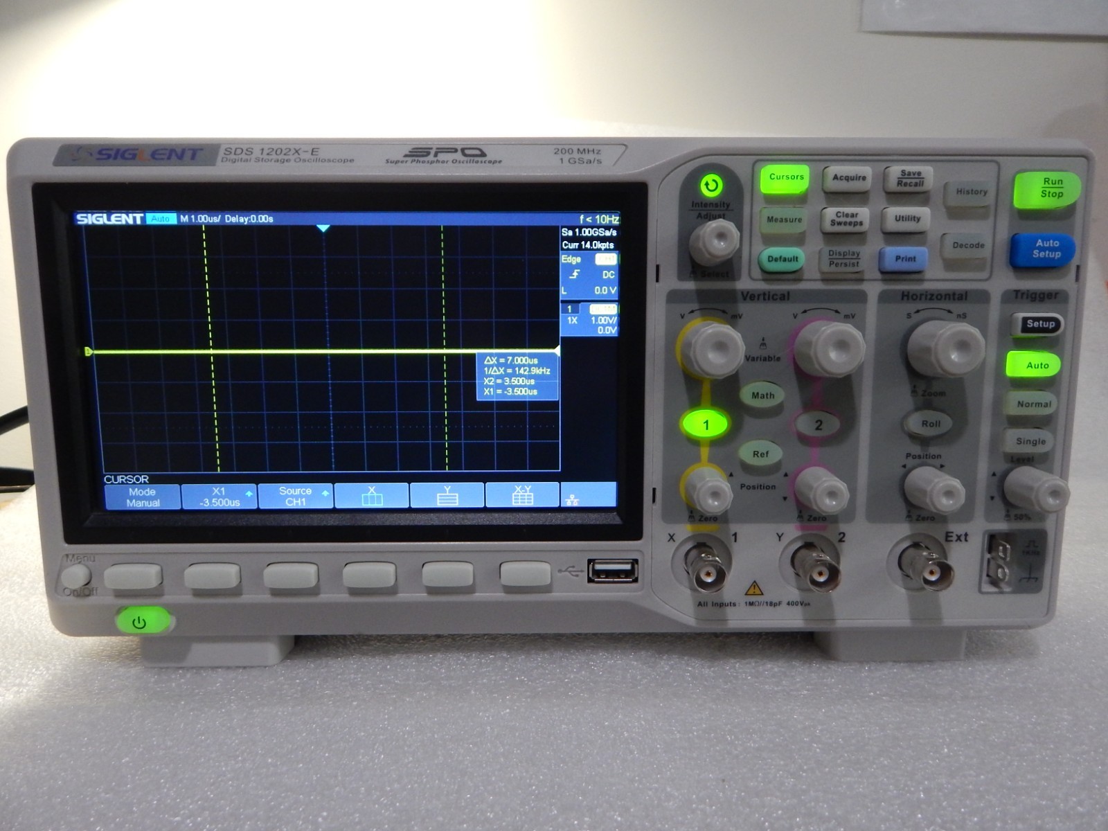 SIGILENT SDS 1202X-E Digital Storage Oscilloscope 200 MHz, 1 GSa/s, 2 Channels