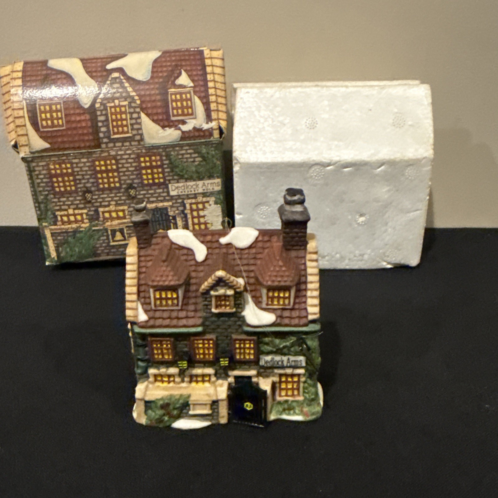 Dept 56 Charles Dickens Heritage Dedlock Arms Ornament Village Christmas 94 Vtg