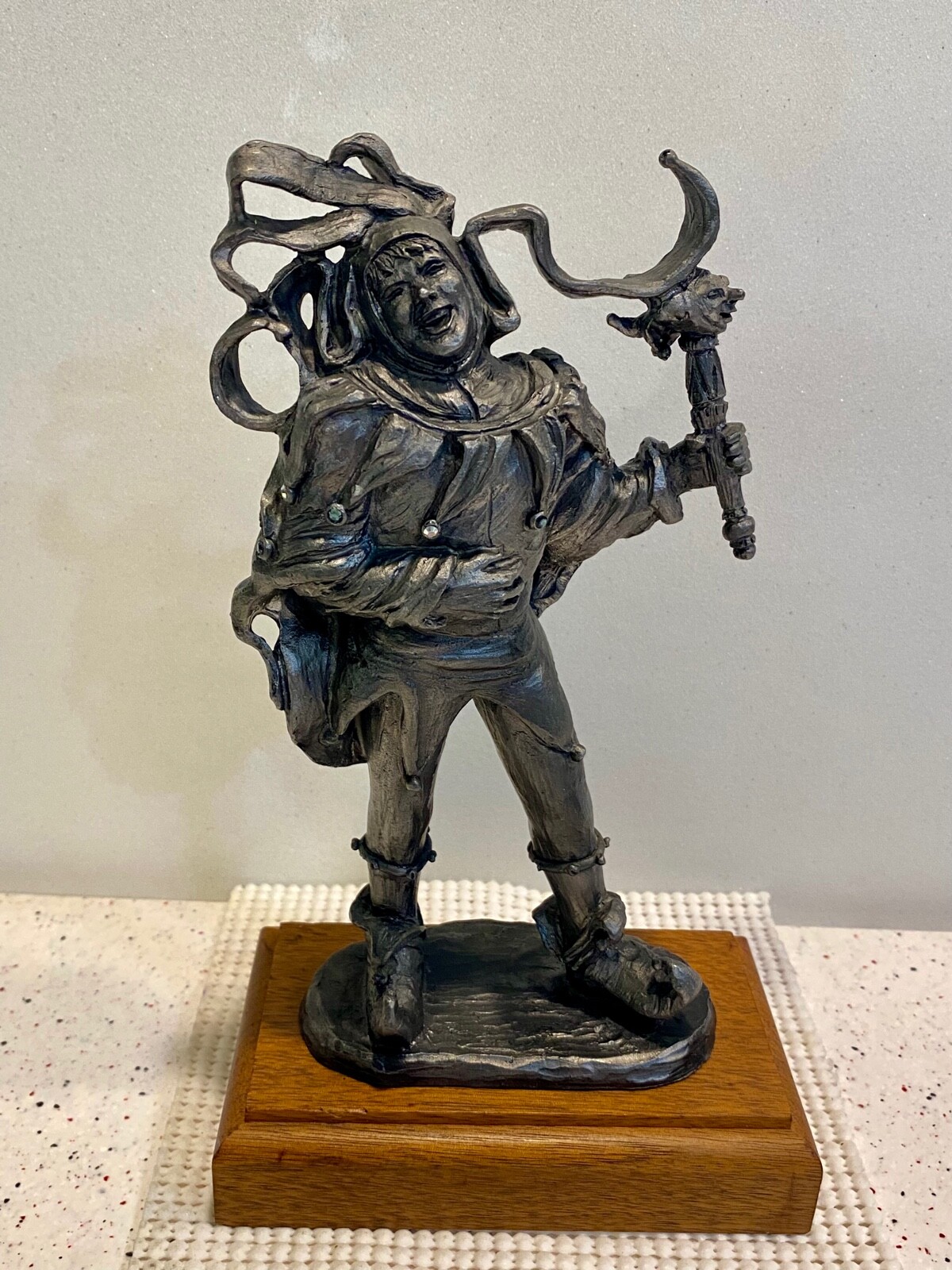 Michael Ricker Pewter figurine ~ Jester Clown Circus Carnival Signed ~ 685 /1600