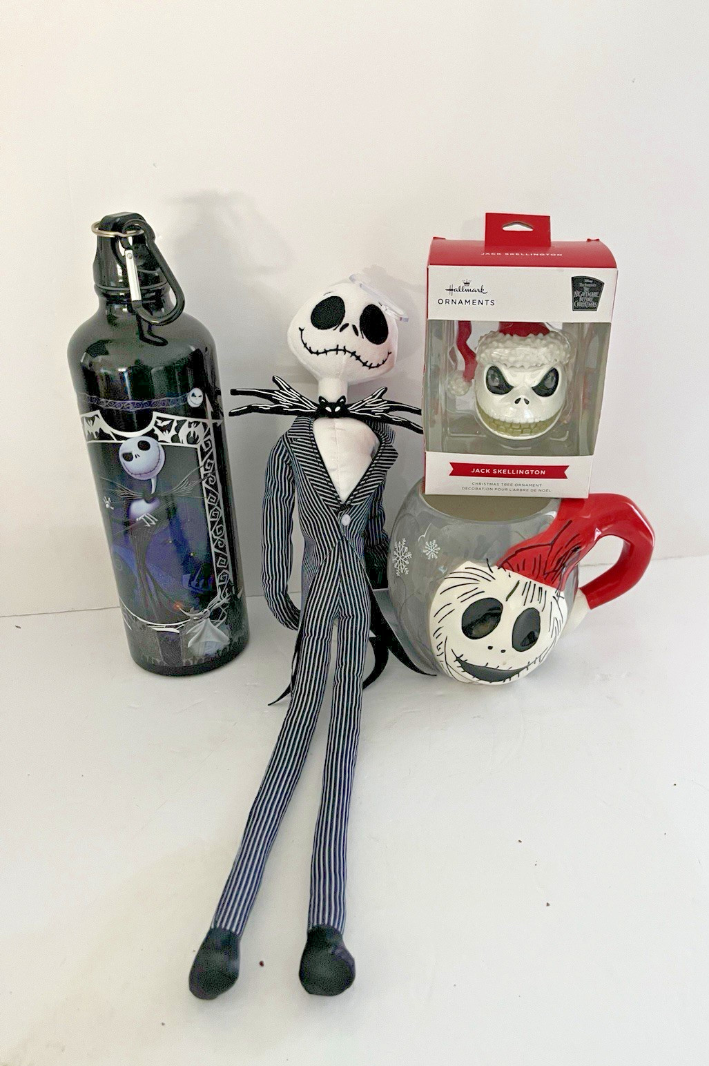 Collection Nightmare Before Christmas Ornament WaterBottle Plush Skellington Mug
