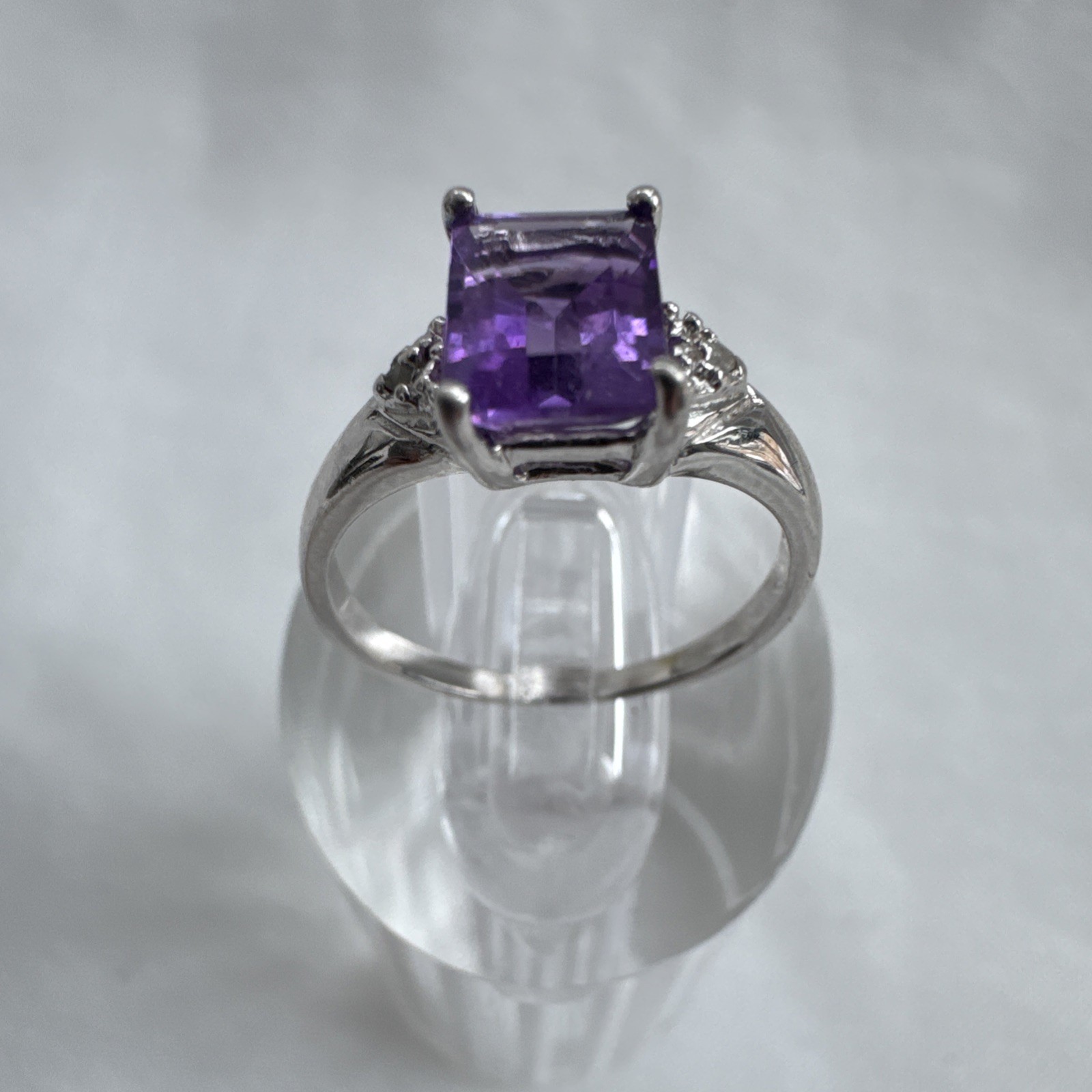 925 Sterling Silver Purple Stone Statement Ring Size 5.25 Emerald Cut