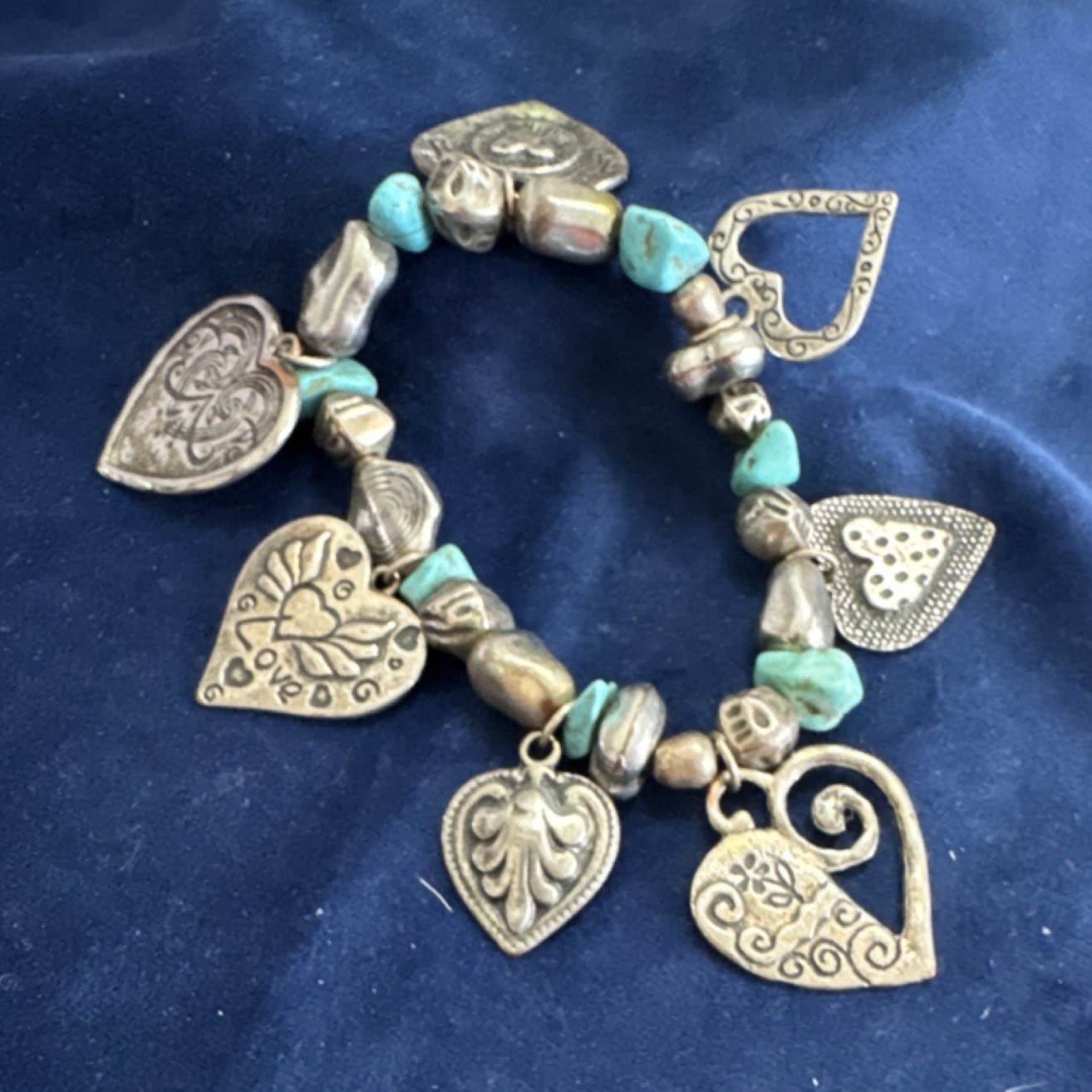 Turquoise Beaded Heart Charm Bracelet Silver Tone Adjustable Stretch Handmade