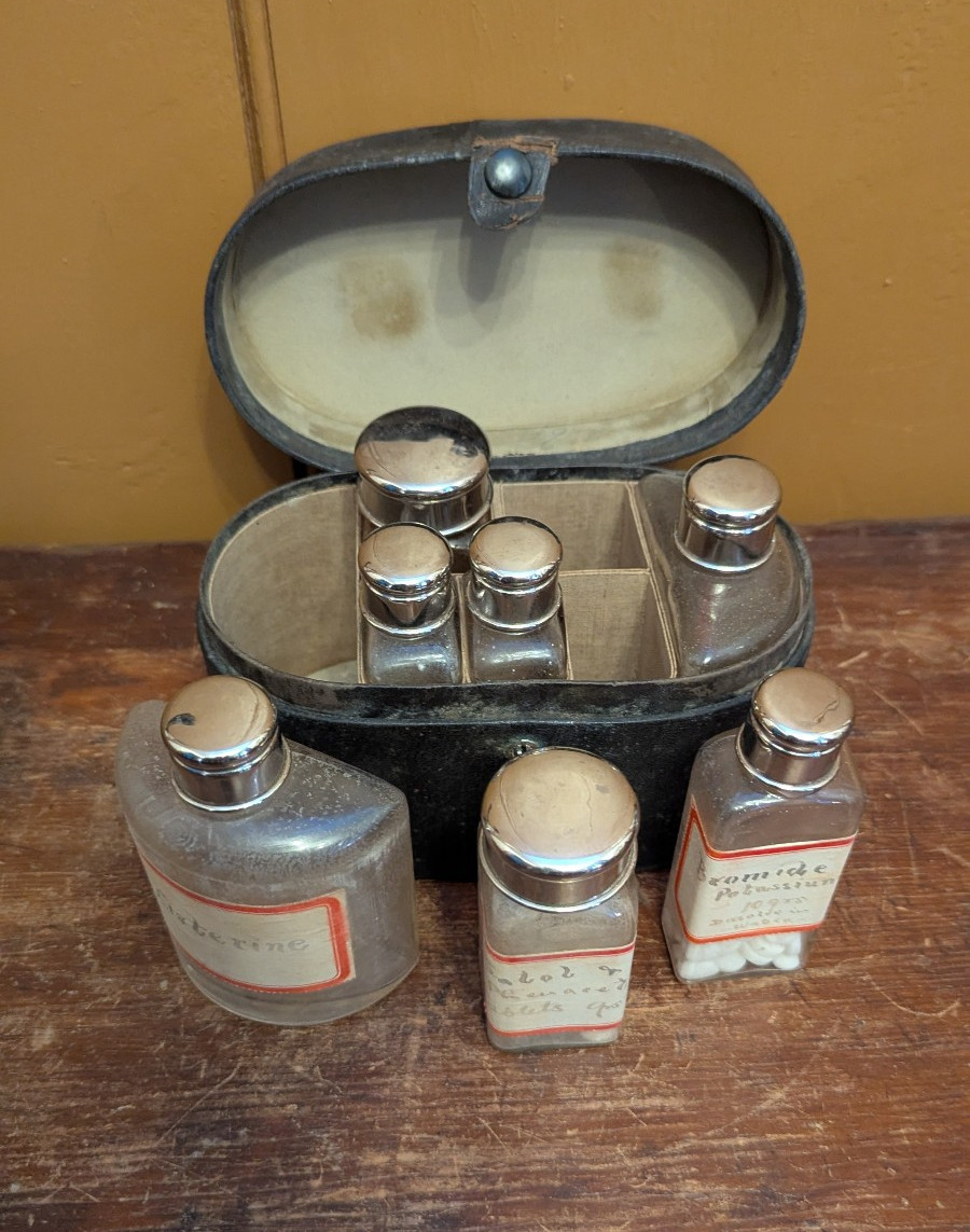 Antique Doctors Apothecary Medical Bottles In Leather Travel Medicine Case