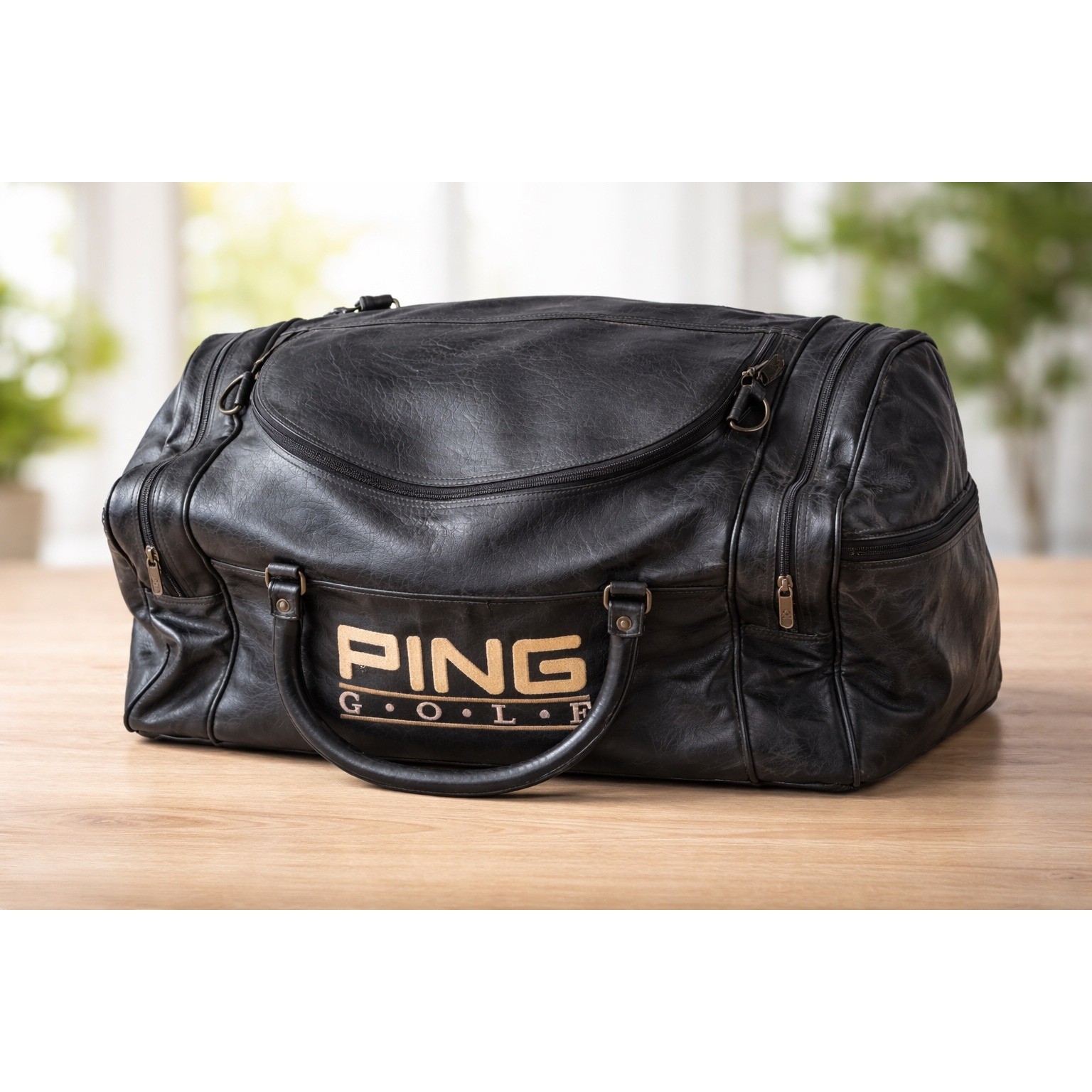 Vintage Ping Golf Vintage Black Leather Duffle Bag Travel Gym Sport Logo Large