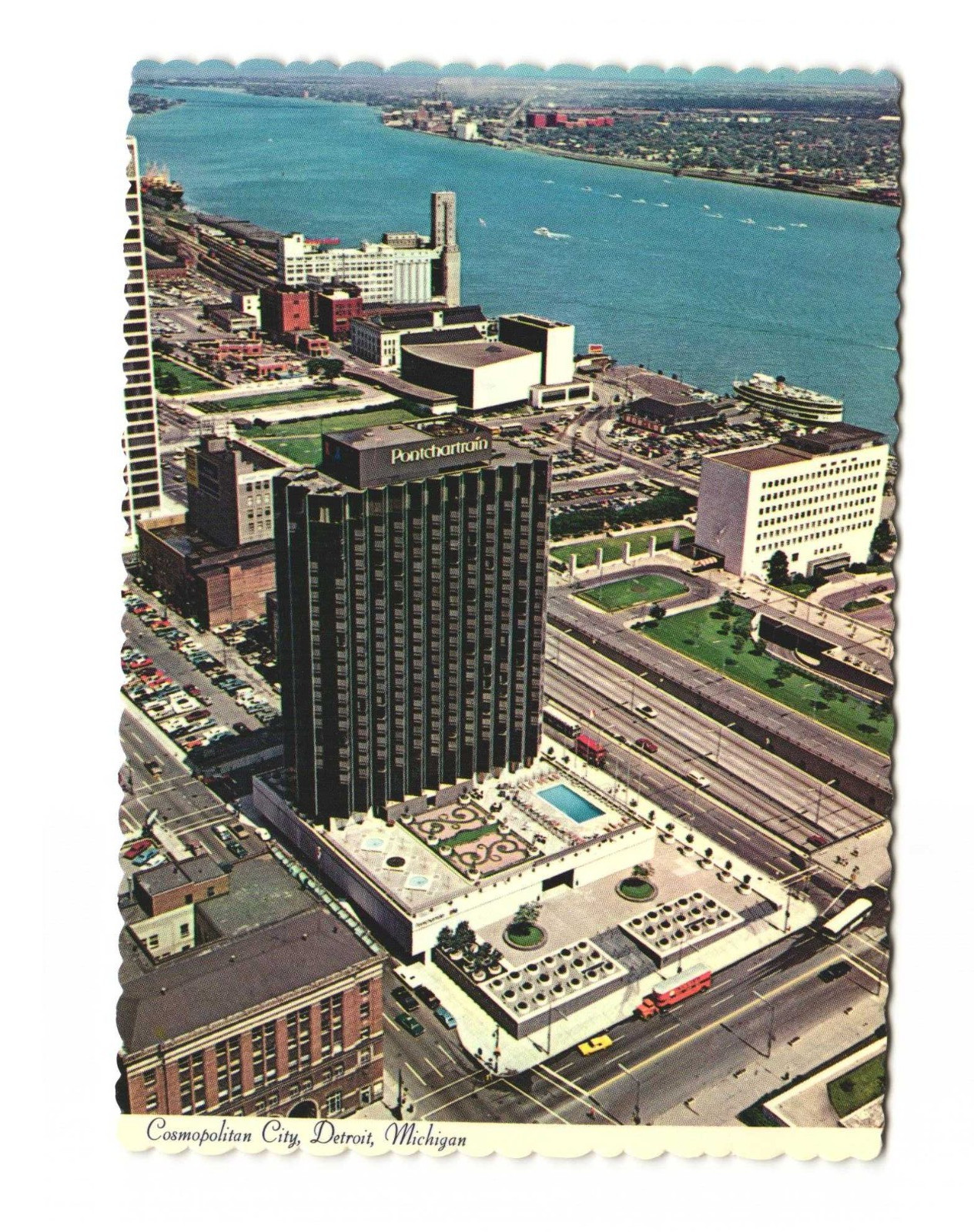 Cosmopolitan City Detroit's exquisite hotel PONCHARTRAIN VTG postcard UNP