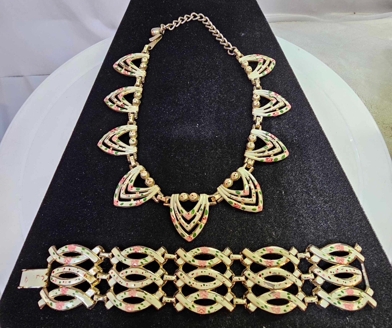 Vtg Goldtone Choker Necklace & Bracelet SET w/ Enamel Pink Roses- READ- S60