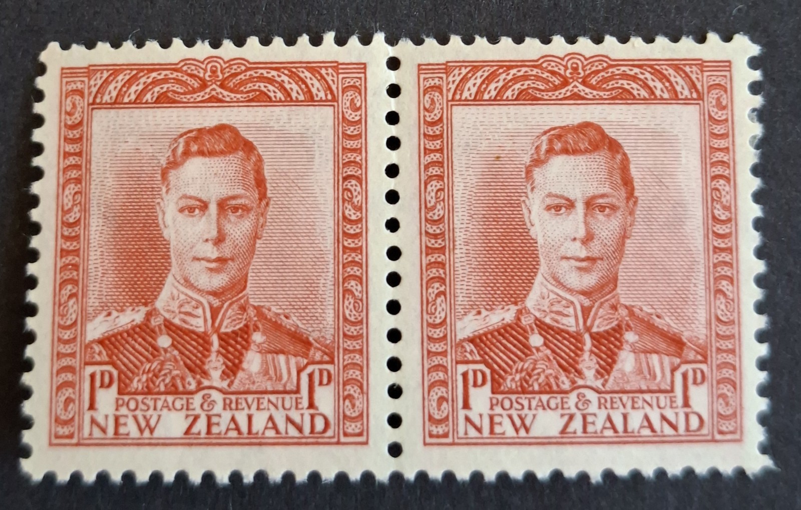 New Zealand 1938 King George  -1d RED PAIR-  MINT VERY LIGHTLY HINGED
