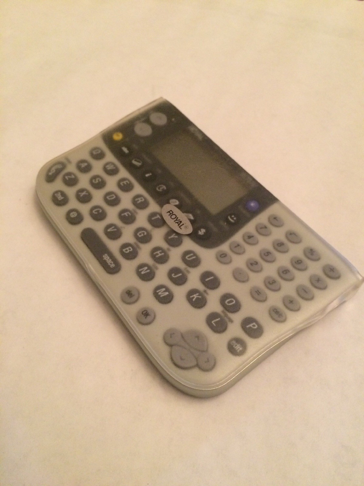 Royal DM7070 PDA Multi-function Organizer Translator, Spell Checker, Calculator