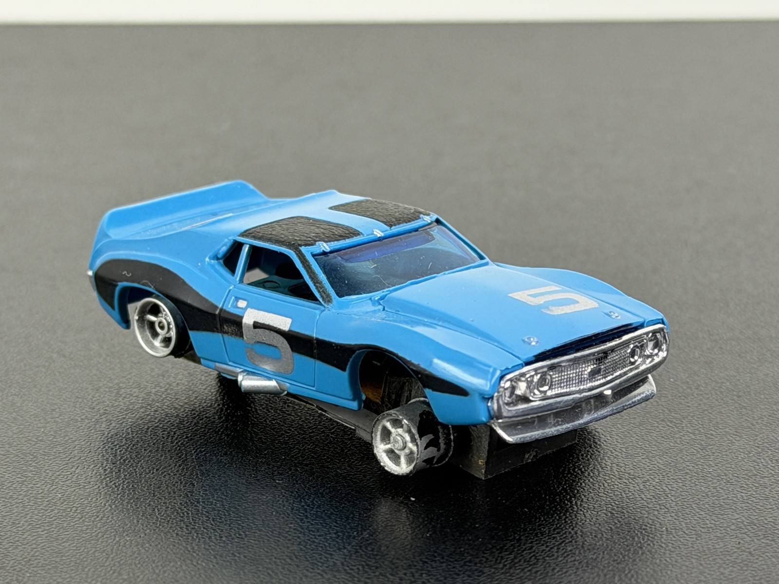 Vintage 1970's Aurora AFX magna-traction Blue HO scale #5 AMC Javelin slot car