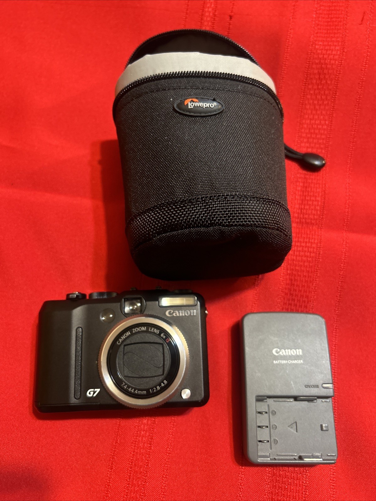 Canon PowerShot G7 Black 10MP 6x Zoom Digital Camera High Performance Capture