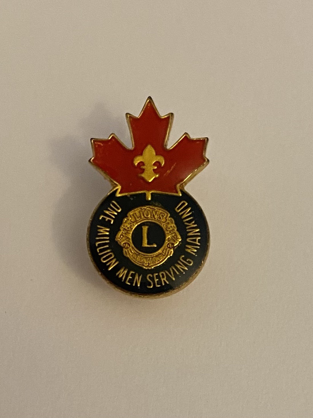 Lions Canada One Million Men Serving Mankind Lapel Pin P154