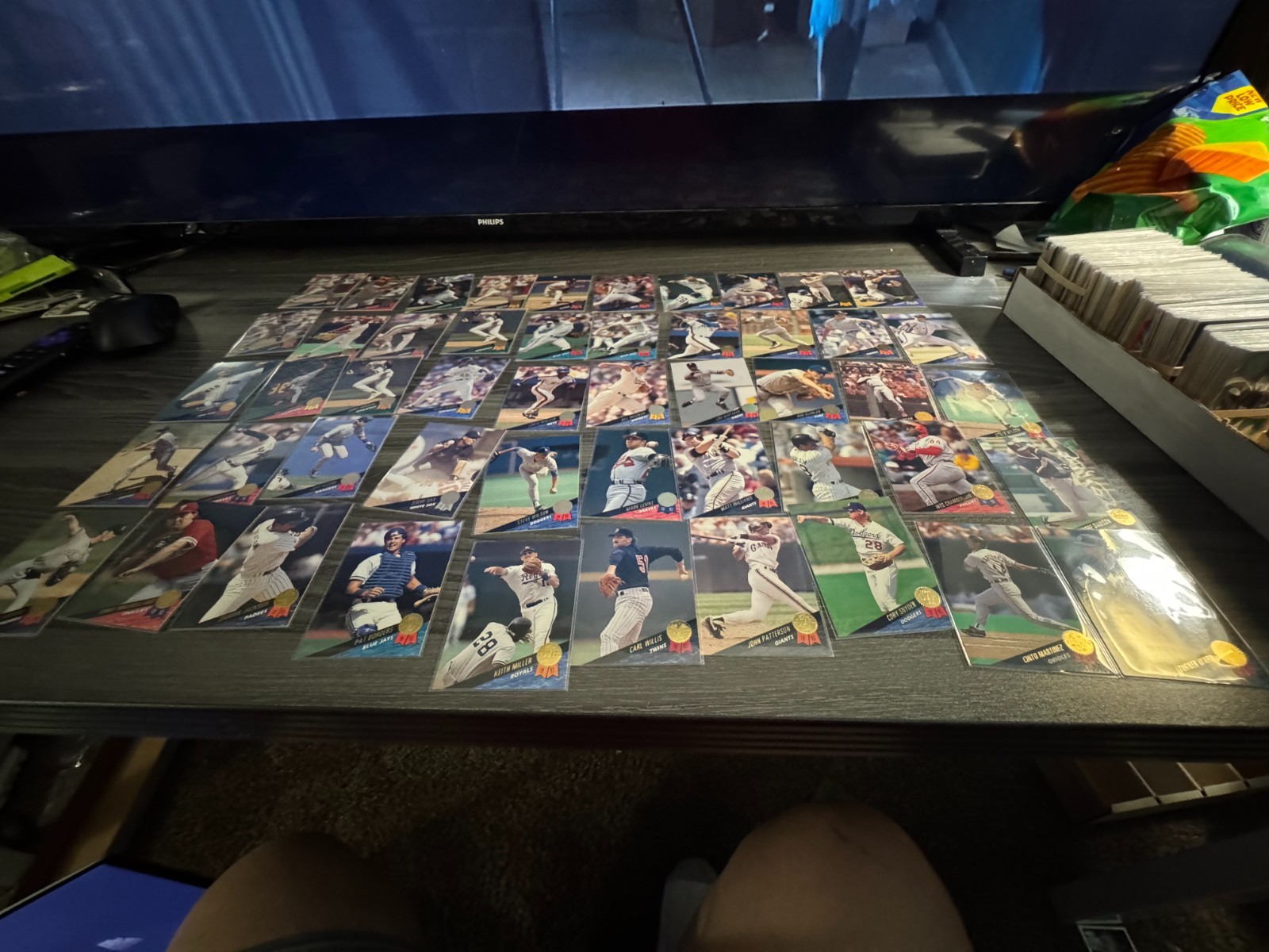 Lot of Vintage Baseball Cards(361)