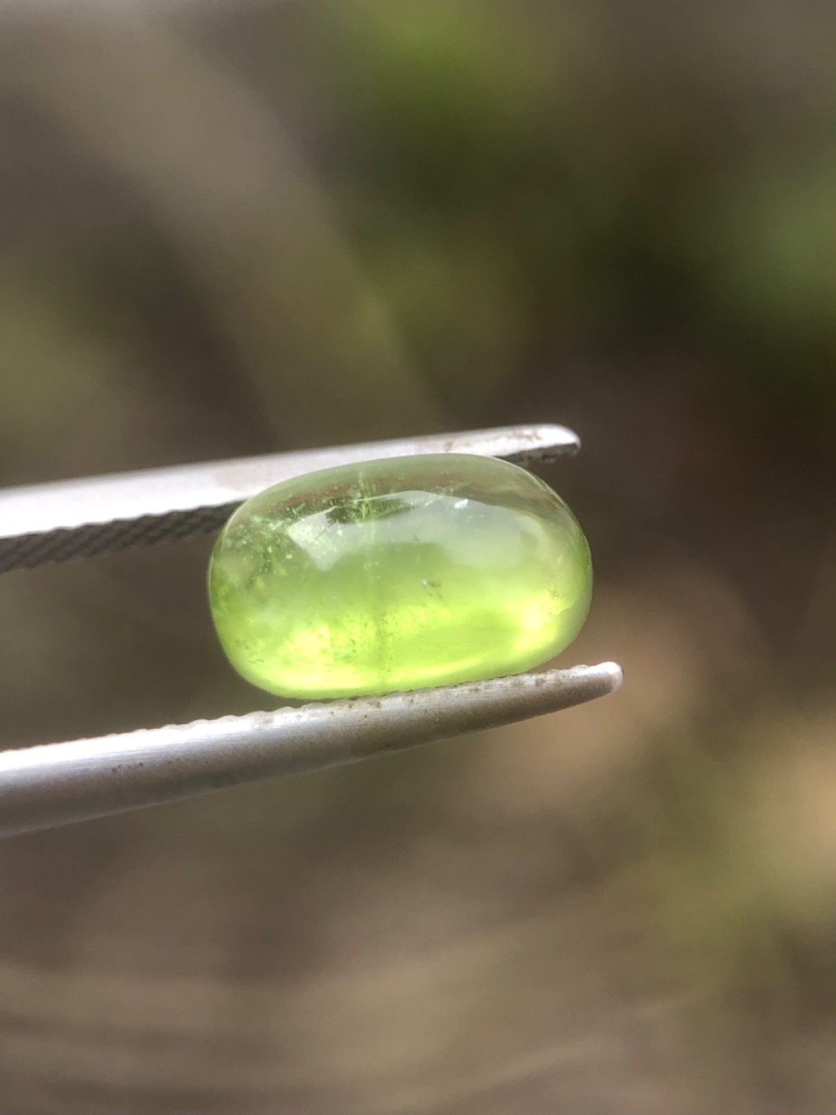 4.4 crt Beautiful Peridot Pakistan