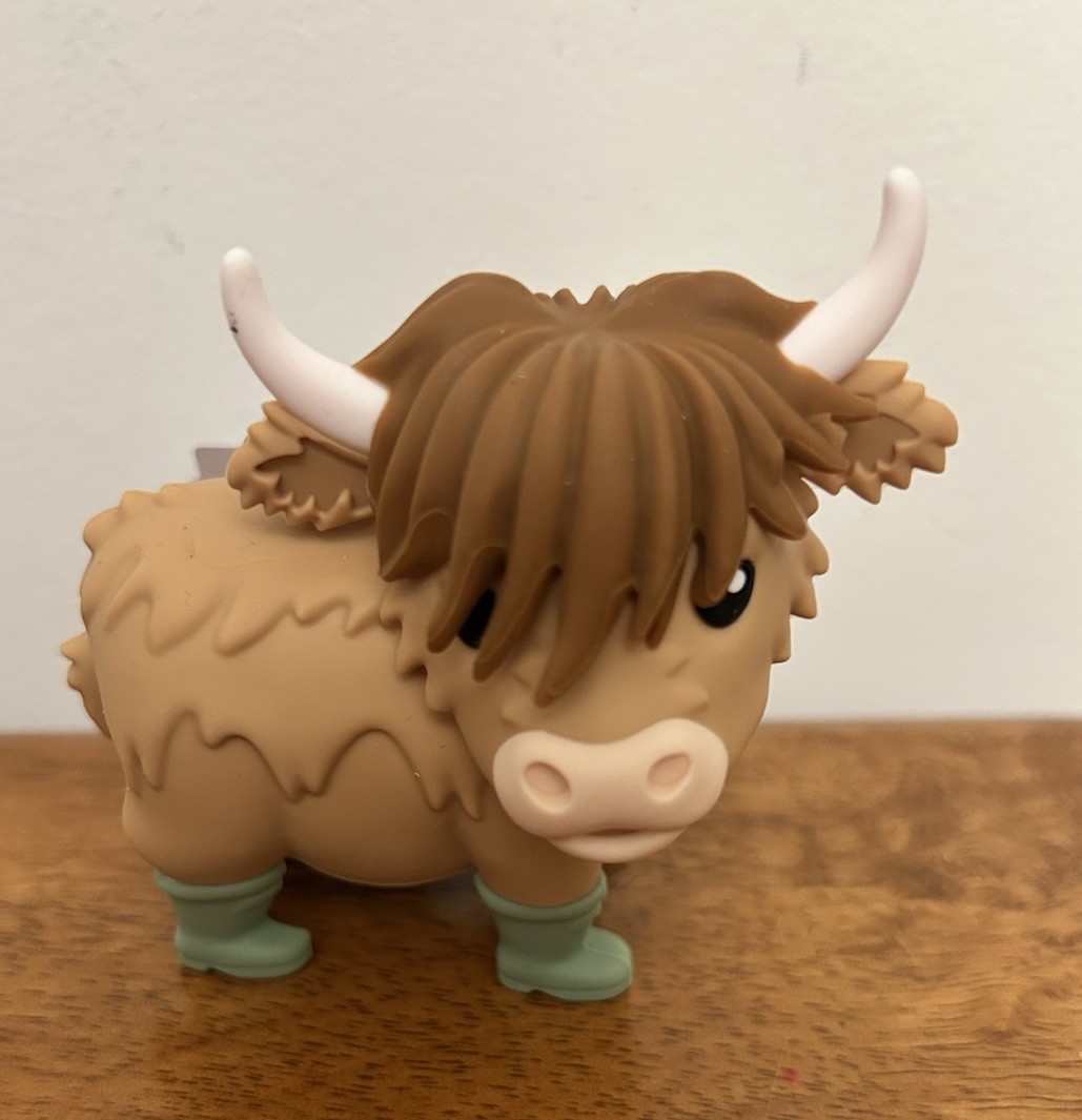 Bath & Body Works Highland Cow Pocketbac Sanitizer Holder
