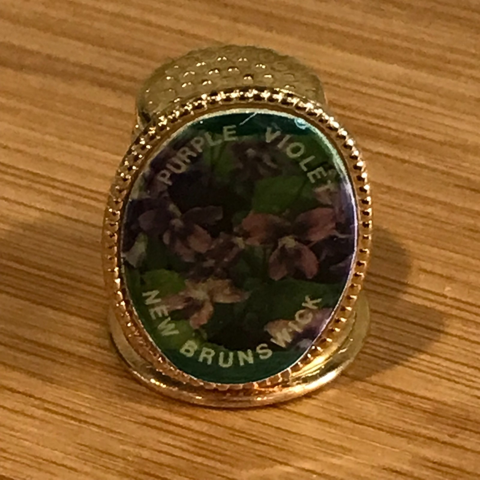 Vintage Thimble Purple Violet New-Brunswick T41