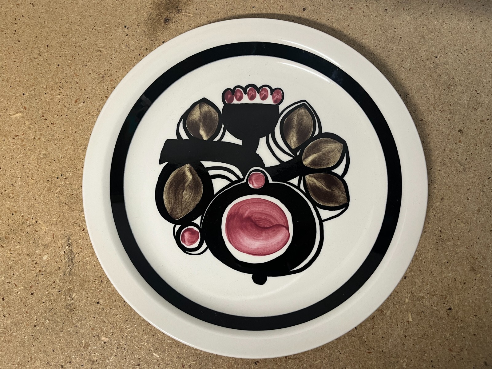 Figgjo Flint Turi Design Elvira Breakfast 9.5" Salad Plate Hand Painted