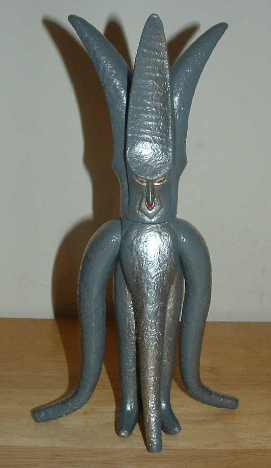 1993 BANDAI 8" Series 10" Tall VIRAS Vinyl Figure Vintage GAMERA USA SELLER