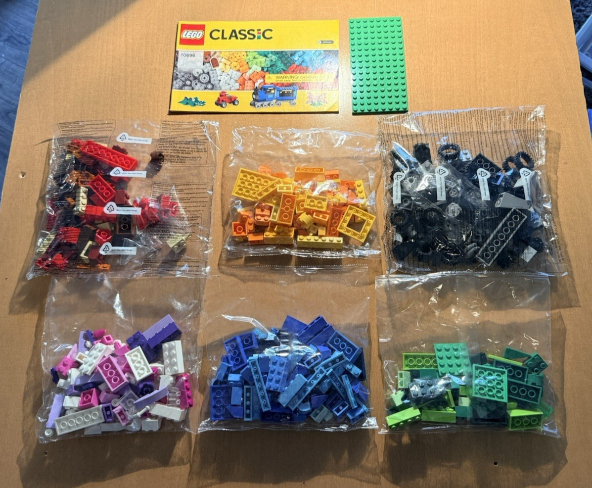 Lego Classic 10696 Medium Creative Brick Set – No Box