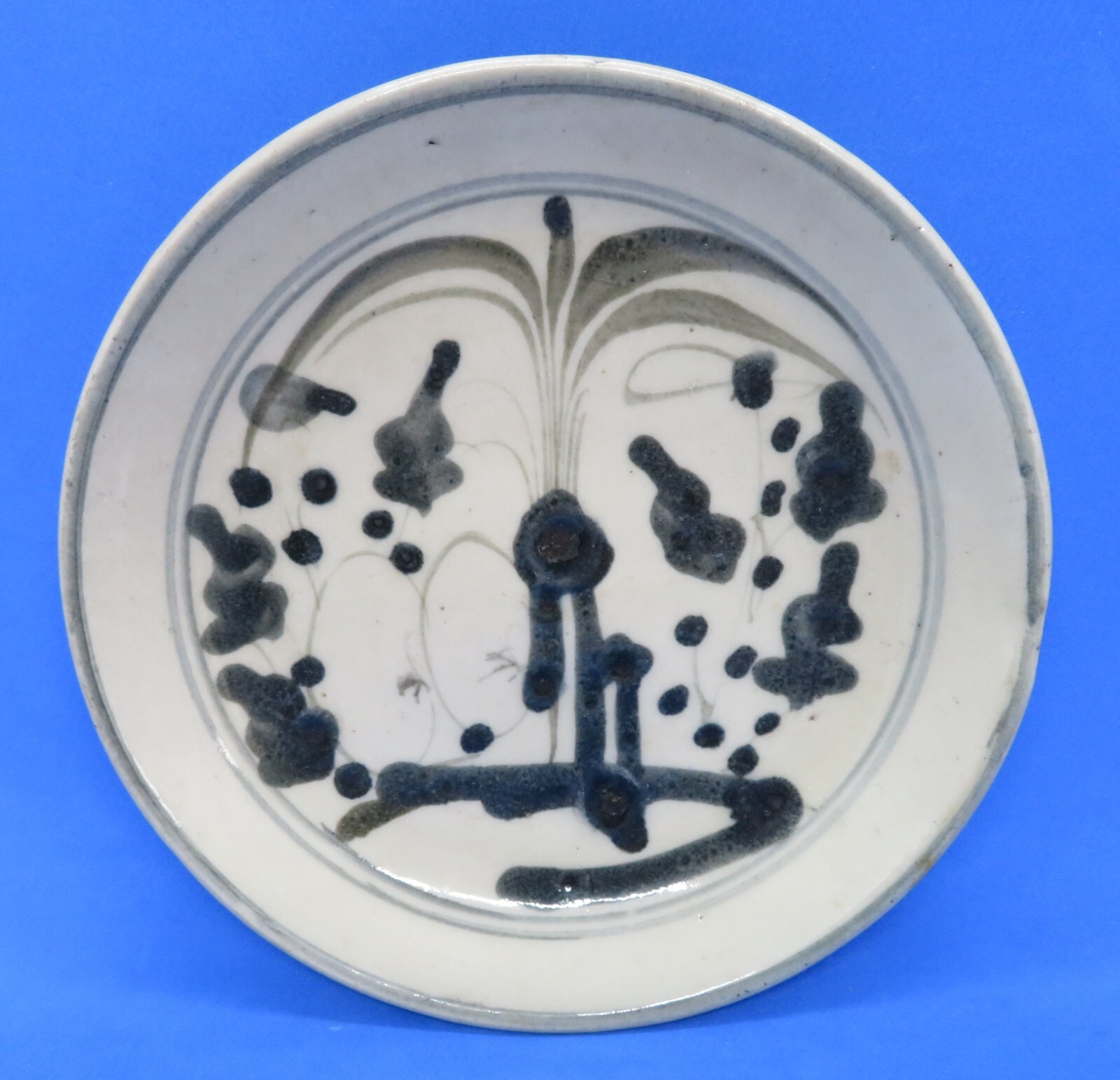 Chinese export vintage pre Victorian oriental antique shallow dish plate