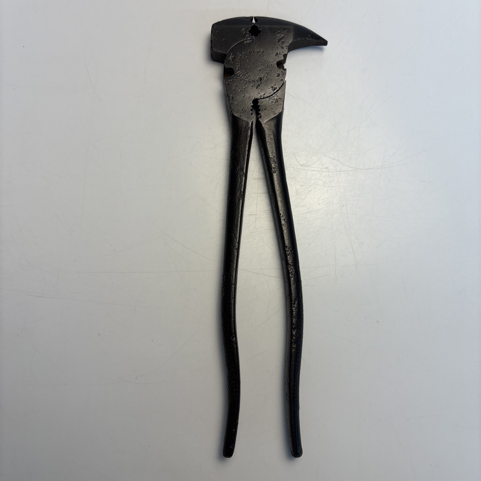 Vintage Utica 1932 NY USA Fencing / Hog Ring Pliers Hammer Head