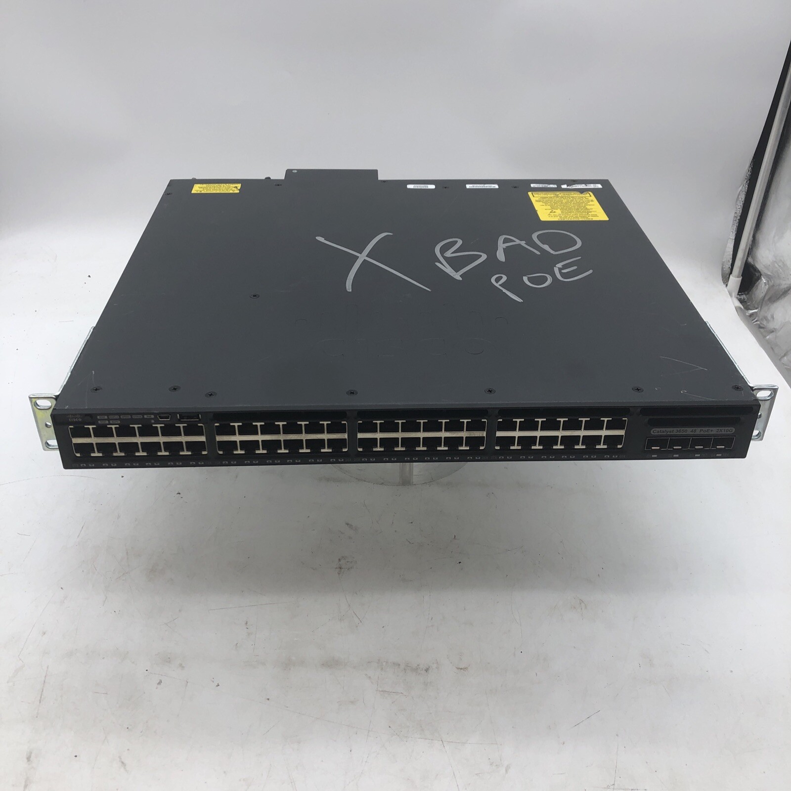 Cisco WS-C3650-48FD-L V05 48-Port Gigabit PoE + 2x 10Gb SFP+ | READ. BAD POE