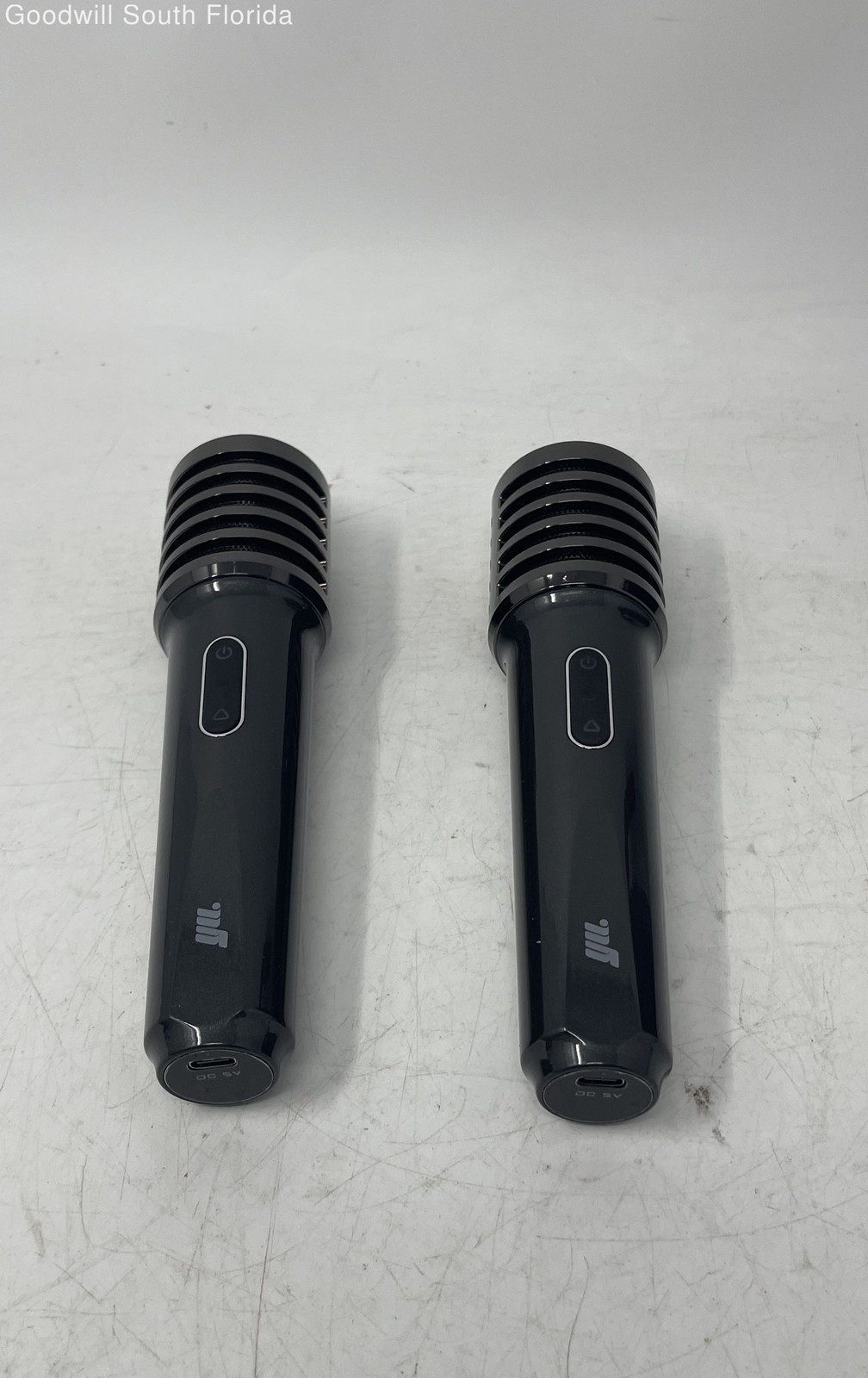 Set Of 2 Pcs YU Handheld Professional Karaoke Wireless Microphones Not Tested