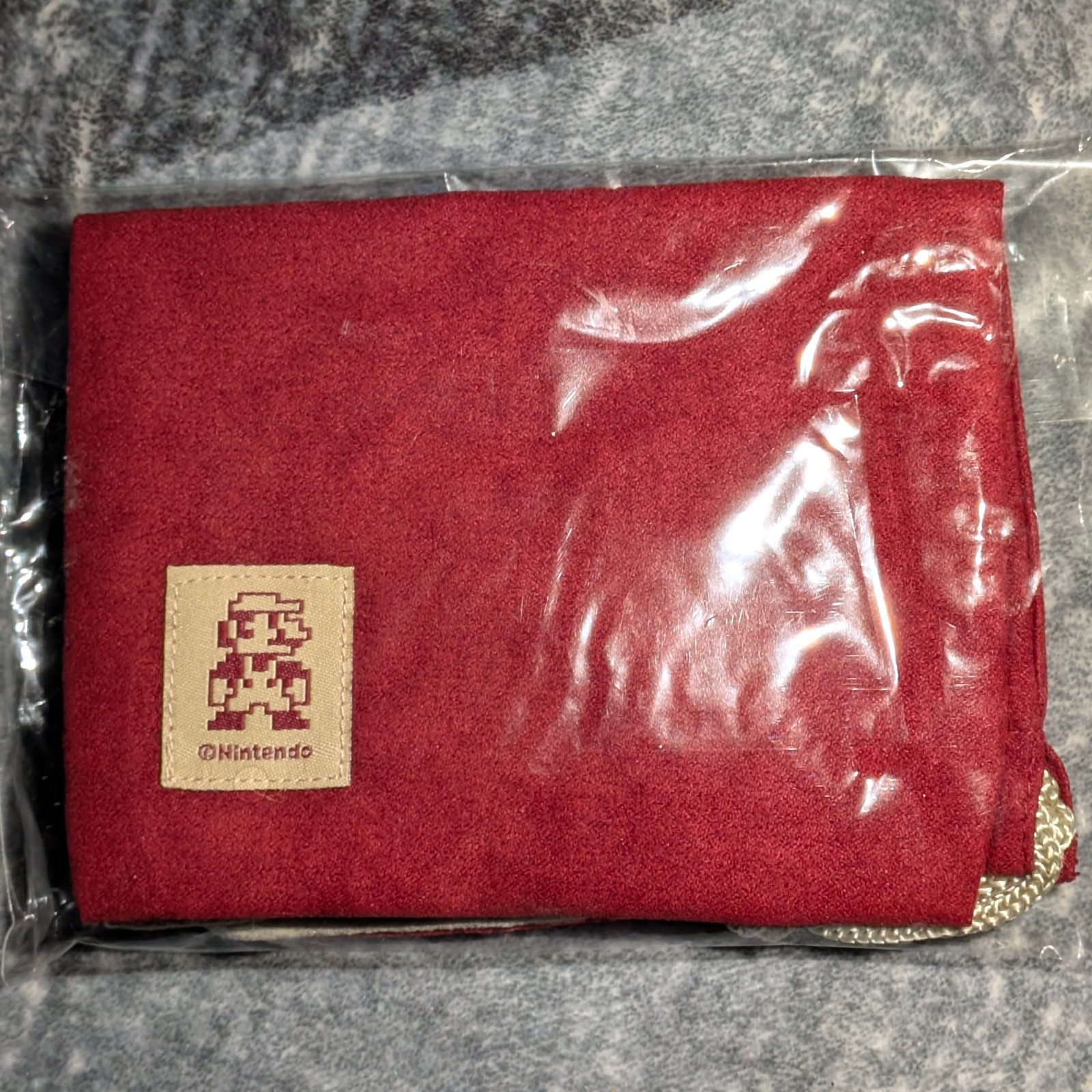 NEW, SEALED Promo Club Nintendo Retro Mario Drawstring 3DS Carrying Pouch Red