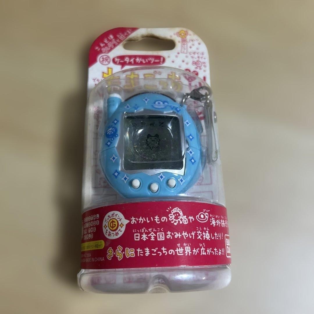 [Product unopened rare] Congratulatory mobile phone! Tamagotchi + Plus Blue