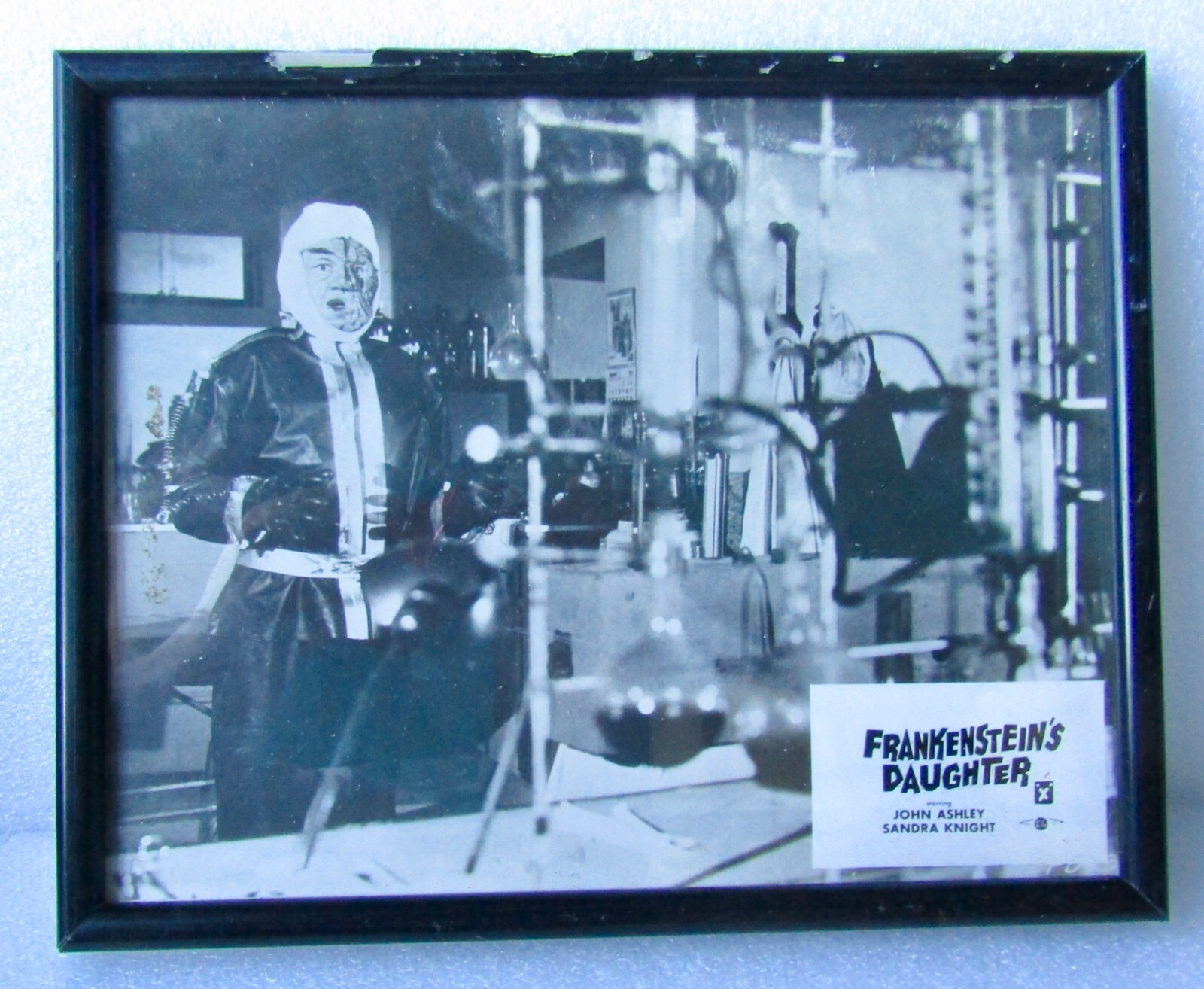 FRANKENSTEIN'S DAUGHTER - 1958 Lobby Card 10x8 - Horror, X Cert, John Ashley