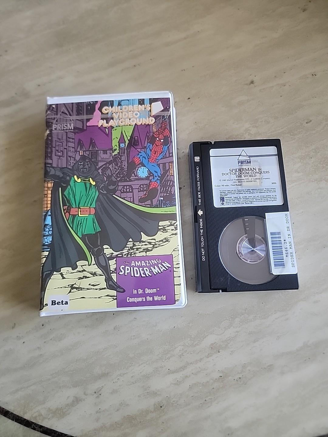 RARE 1985 Spider-Man Dr Doom Conquers the World Betamax Prism Marvel Clamshell