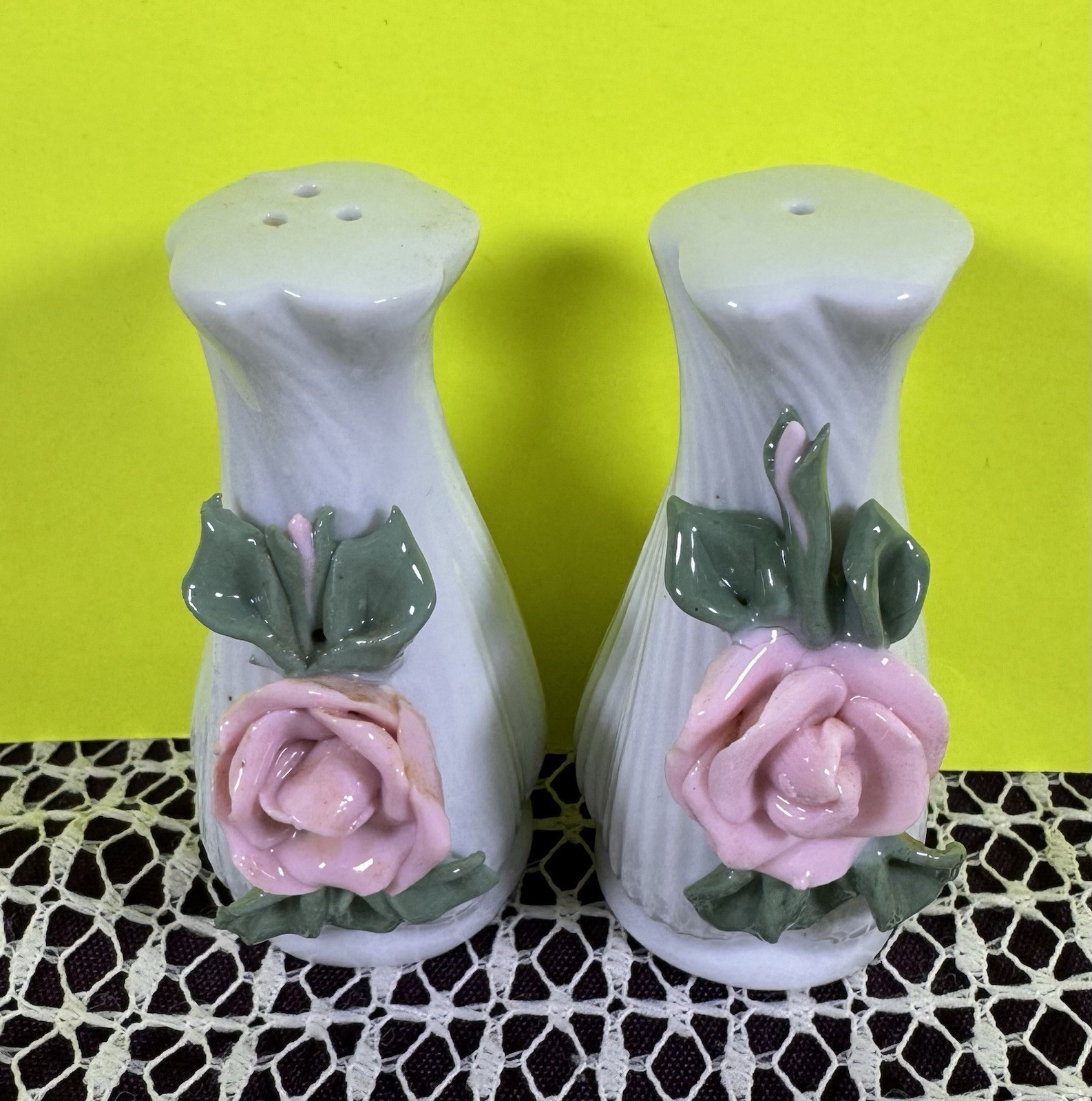 Vintage Ceramic Glazed White and Pink Rose Green Leaf Salt & Pepper Shakers