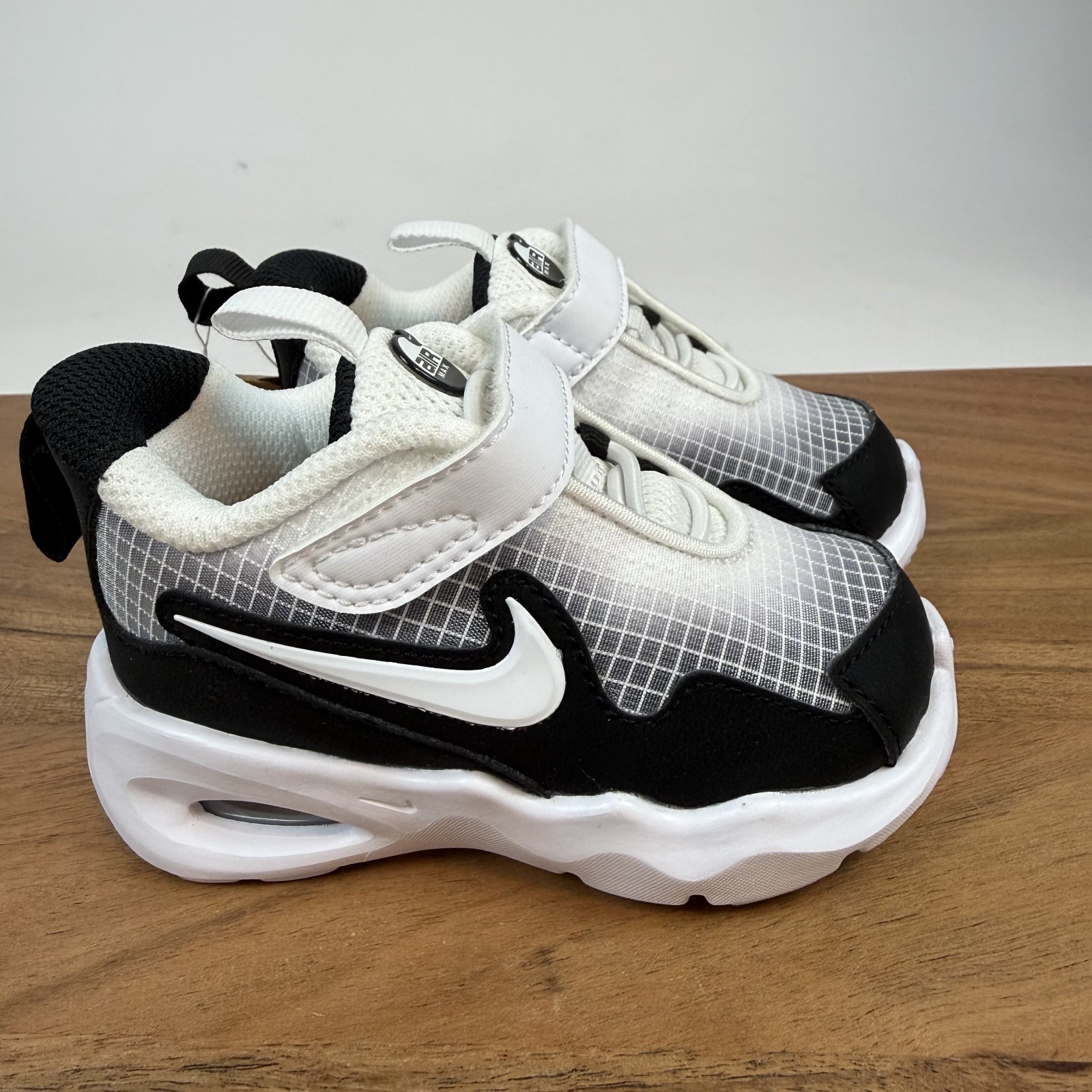 New Little Kids Nike Air Max Nova TD Black White Casual Sneakers Size 5 C NIB