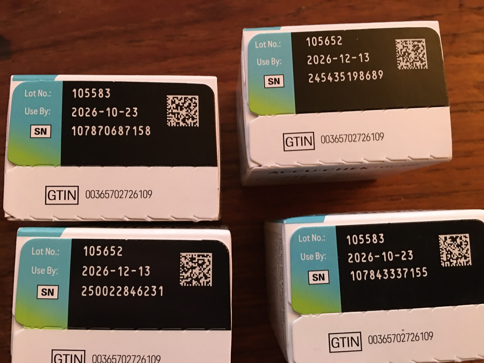 ACCU-CHEK Guide 200 Glucose Test Strips  Exp 10-26