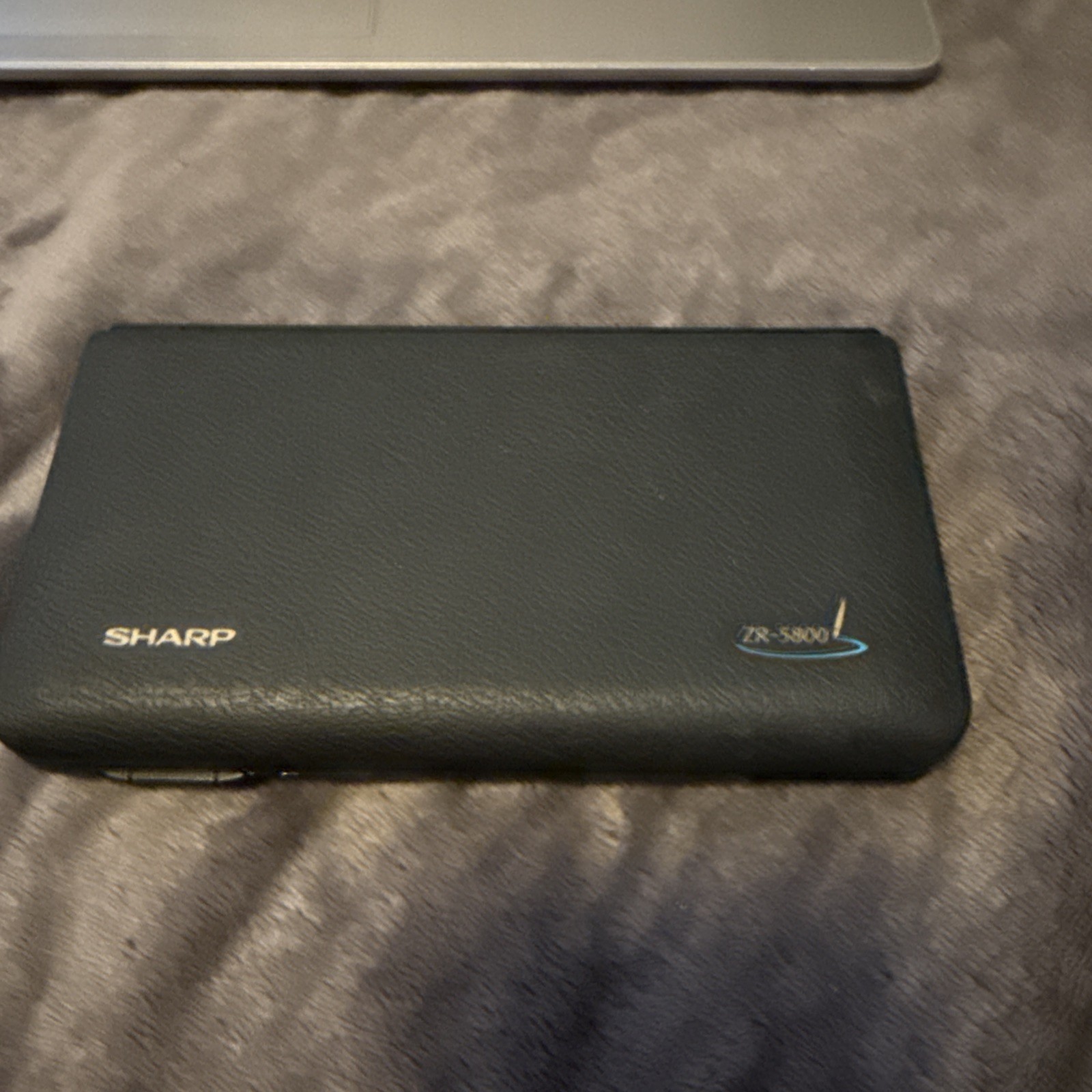 Vntage Sharp Zaurus PDA Personal Electronic Organizer - Read! (ZR-5800)