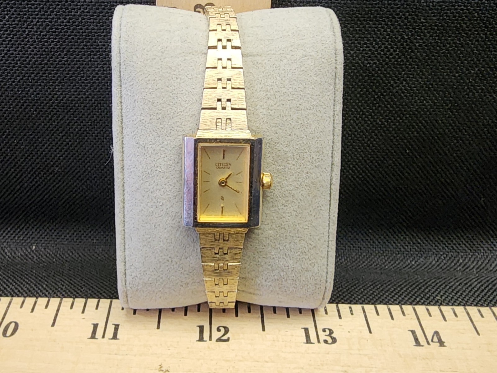 Vintage Citizen Women's Quartz Watch Works Gold Tone Used 