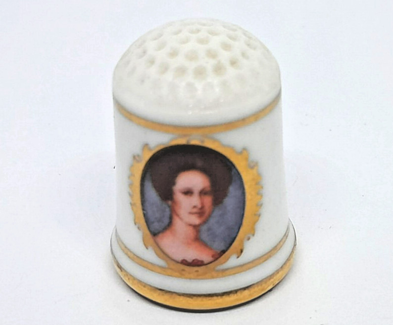1978 First Lady Fine Bone China Franklin Porcelain Thimble - Emily Donelson